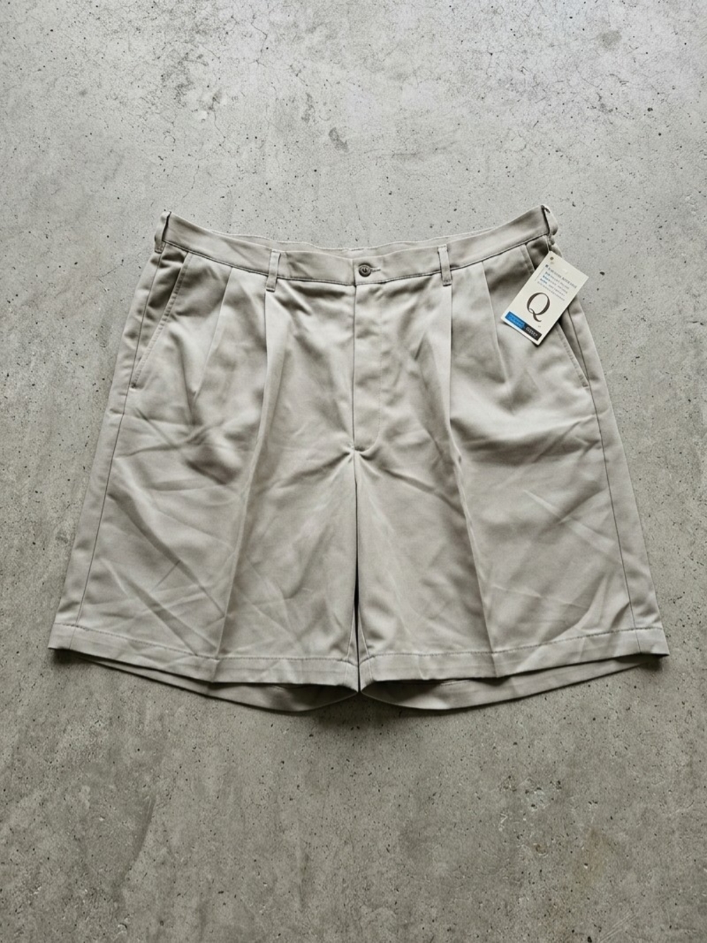 Haggar Men's Light Khaki Flat-Front Shorts
